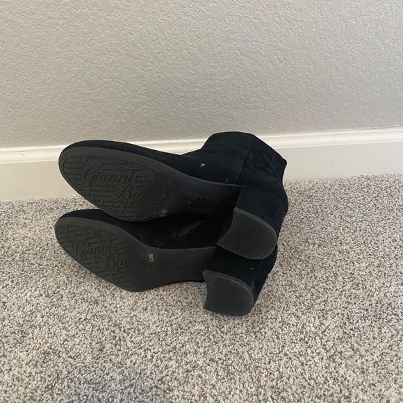 Gianni Bini Jaydennn Boots - Picture 5 of 5